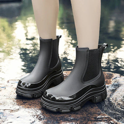 Chelsea Boots with Chunky Platform
